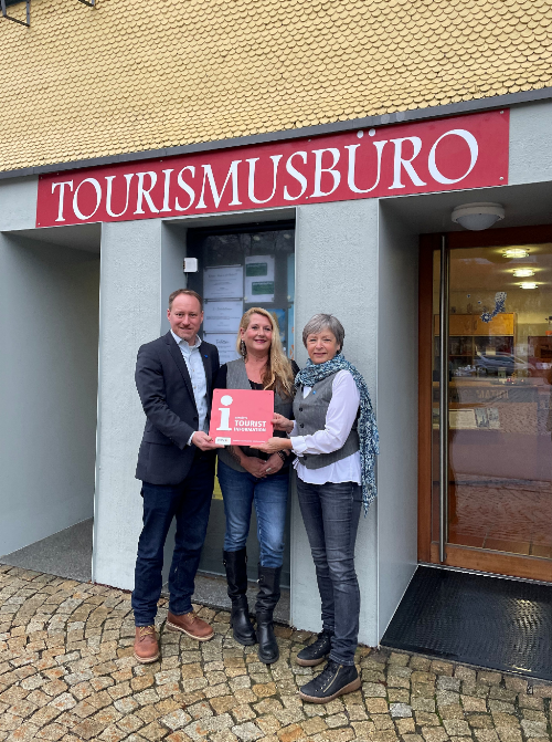 Tourismusbüro Weitnau mit der i-Marke des Deutschen Tourismusverbandes ausgezeichnet